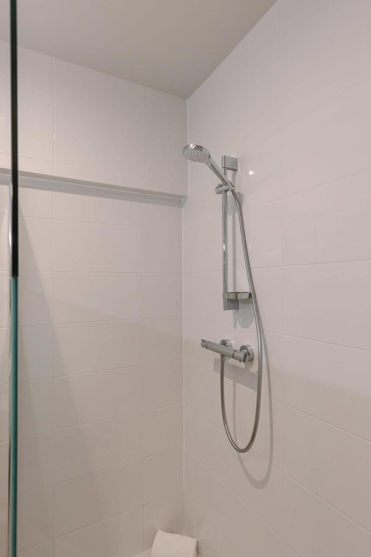 Huswell - Comfortable 2 Bedroom Apartment With Sea-View クノック・ヘイスト エクステリア 写真